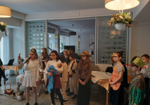 Wizyta uczniów klasy IIIa w Domu Pomocy Społecznej „Pogodna Jesień”