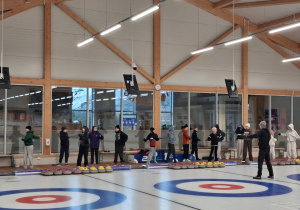 Klasa VIb w Centrum Curlingu