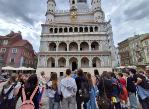 Uczniowie klasy VIb zwiedzają Poznań