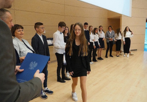 laureatka konkursu kuratoryjnego z języka polskiego