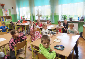 Uczniowie klasy IIIa poznają Konstytucję