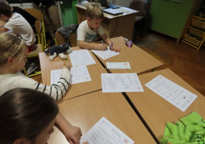 Uczniowie klasy IIIa poznają Konstytucję