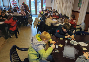 Wycieczka uczniów klas IIIa i IIIb do Krainy Świętego Mikołaja