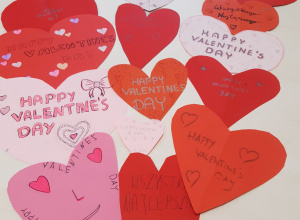 Happy Valentine's Day -  serduszka z okazji Dnia Świętego Walentego dla dzieci z hospicjum w Łodzi