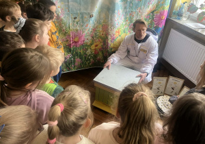 Warsztaty z pszczelarzem