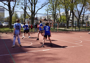 Awans do do półfinałów Mistrzostw Łodzi klas 7-8 w Koszykówce 3x3