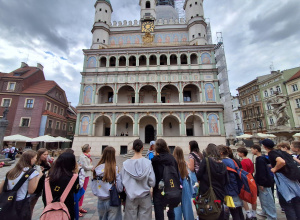 Uczniowie klasy VIb zwiedzają Poznań