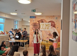 Występ Szkolnego Kabaretu w ICZMP